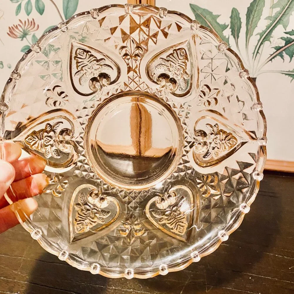 Vintage Pink‎ Glass Candy Dish with Heart and Rose Pattern Victorian Style